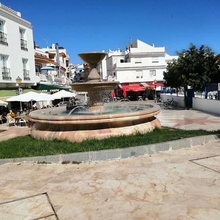 Апартаменты Apartamento Carihuela Playa Торремолинос Экстерьер фото