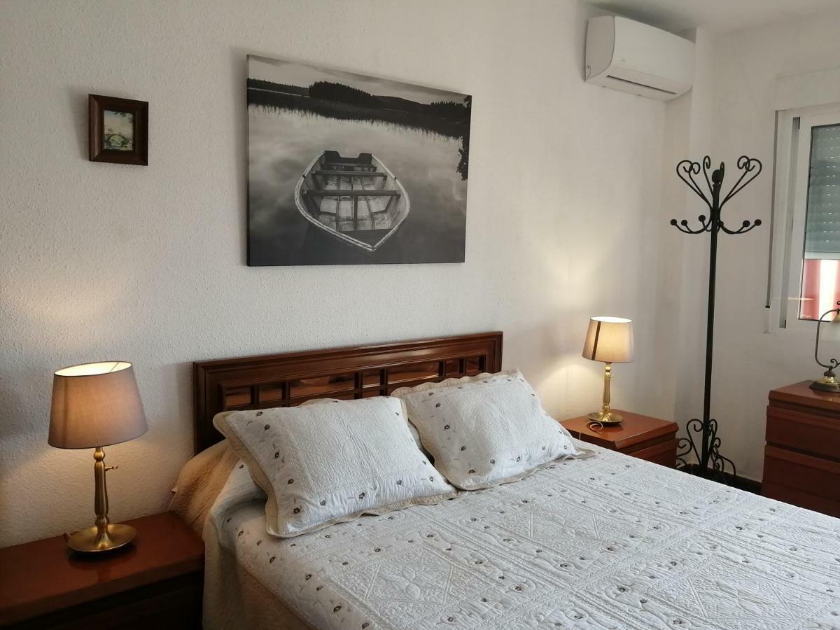 Апартаменты Apartamento Carihuela Playa Торремолинос Экстерьер фото