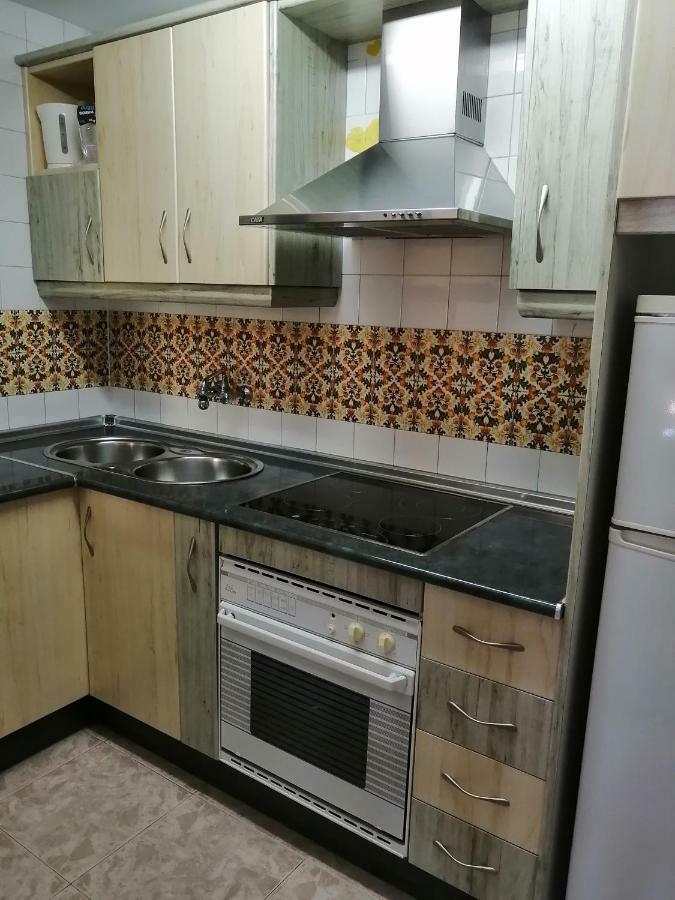Апартаменты Apartamento Carihuela Playa Торремолинос Экстерьер фото
