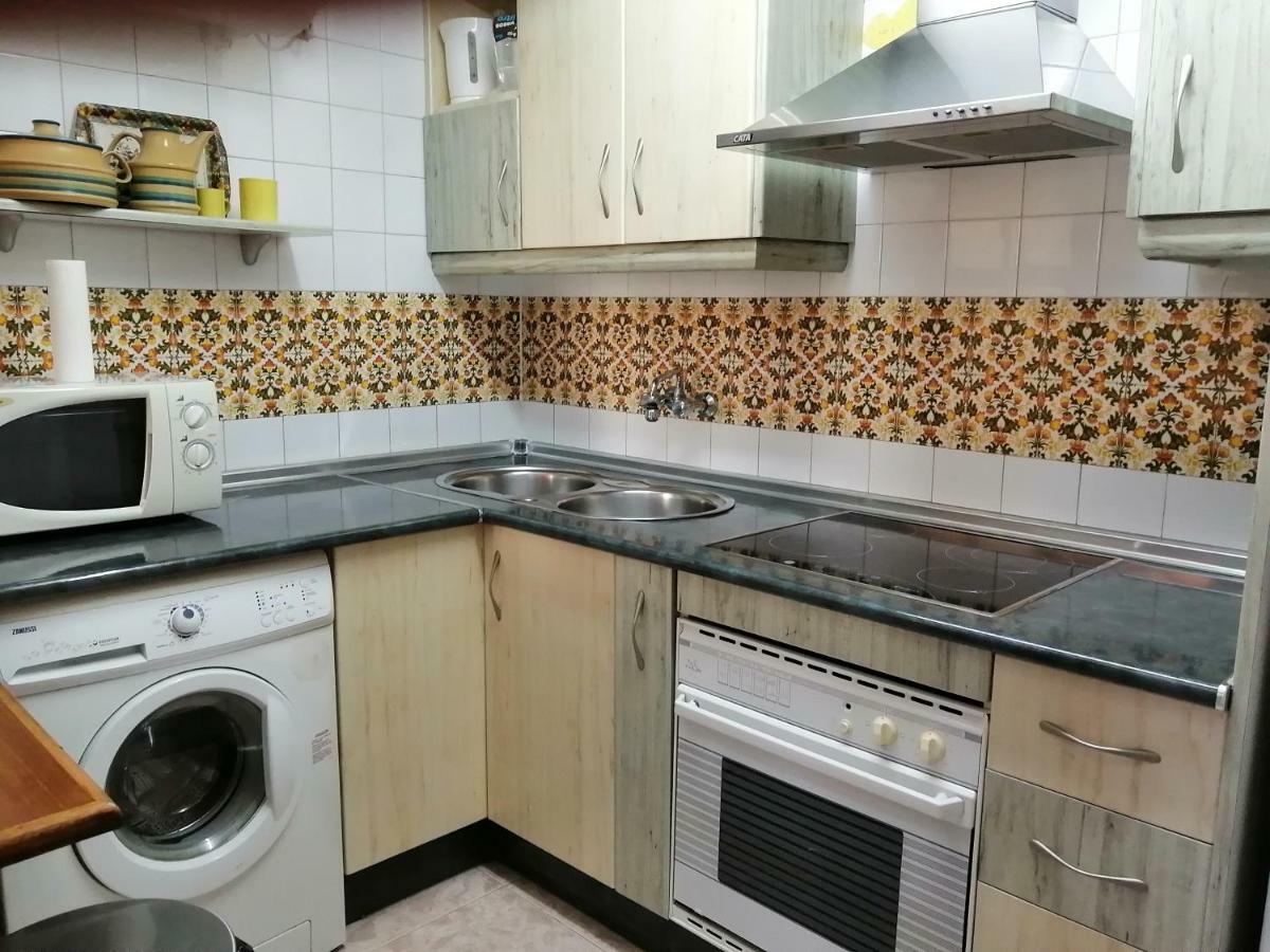 Апартаменты Apartamento Carihuela Playa Торремолинос Экстерьер фото
